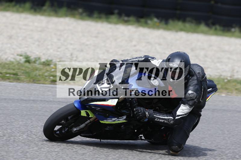 /10 20.04.2026  Pluess Moto Sport ADR/Freies Fahren/52